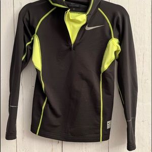 Nike Boy’s Pro Dri-Fit Fitted 1/4 zip Hoodie Sweatshirt - Size M